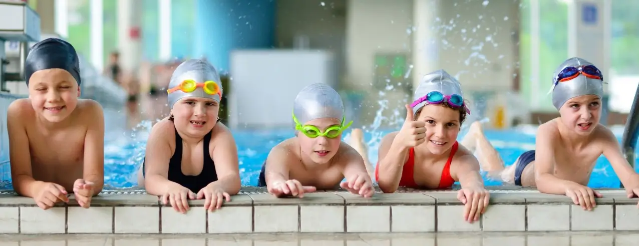 Bonnet piscine enfant personnalisé bleu pour niveau confirmé en école de natation