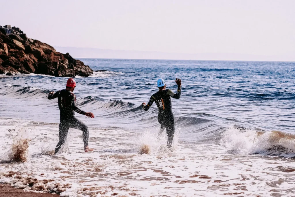 Double bonnet pour la compétition de natation