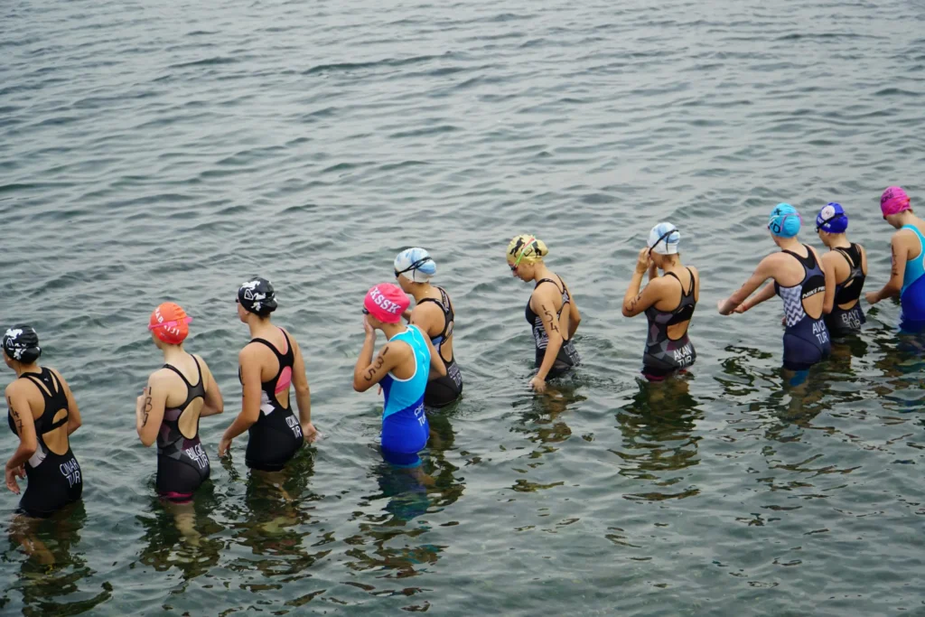 Porter un bonnet de natation est obligatoire lors de compétition de natation
